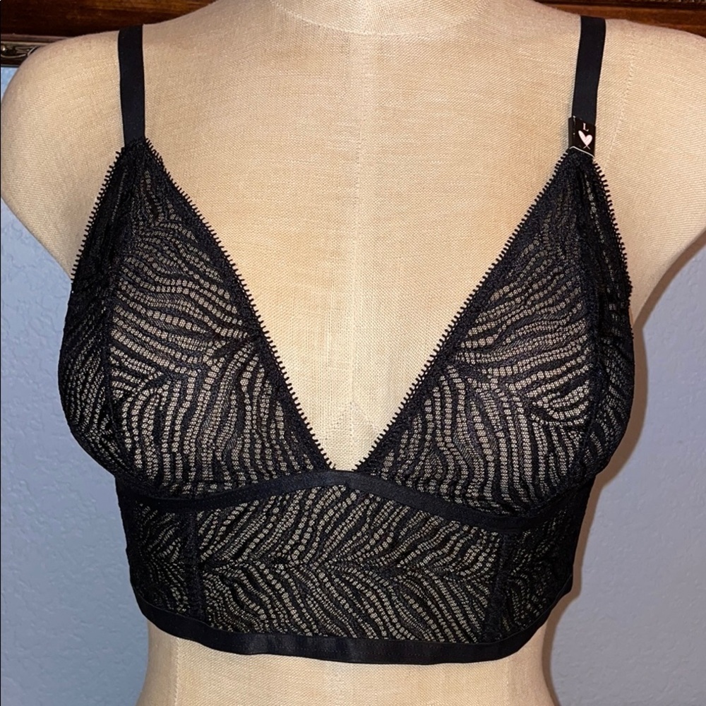 Chic Black Lace Bralette